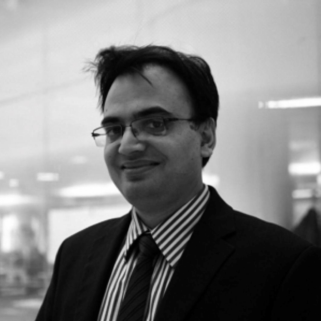 Photo of Dr Naveen Sharma